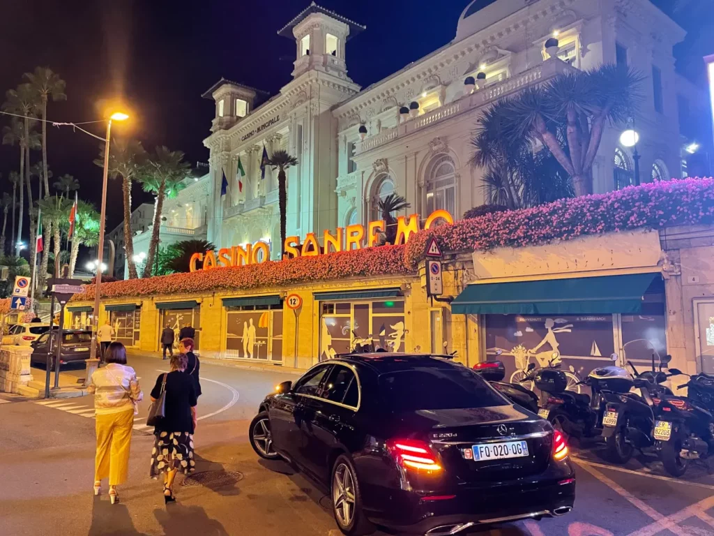 Réservation 2 Nice airport to Sanremo transport, pickup at the casino